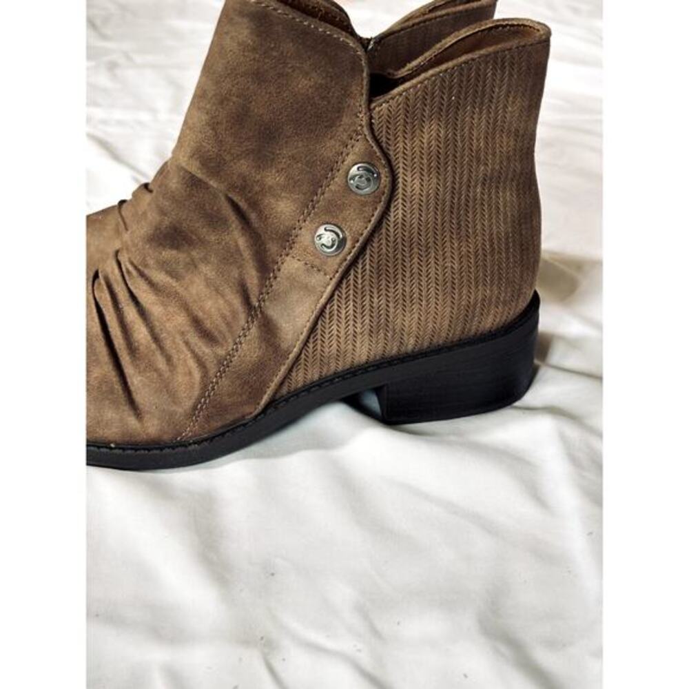 Baretraps Boots - Picture 2 of 5